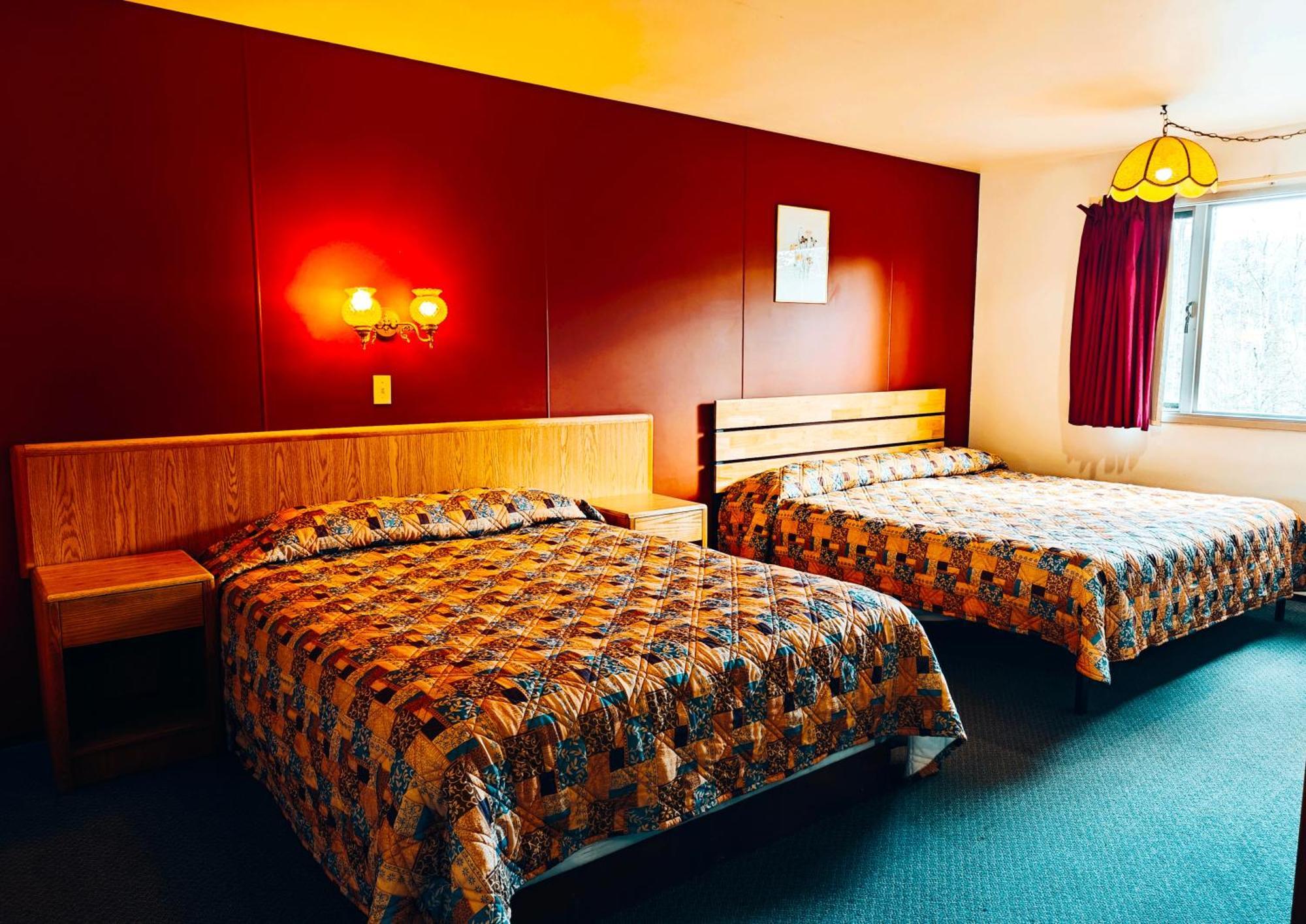 Cozy Corner Motel & Restaurant Haines Junction Exterior foto